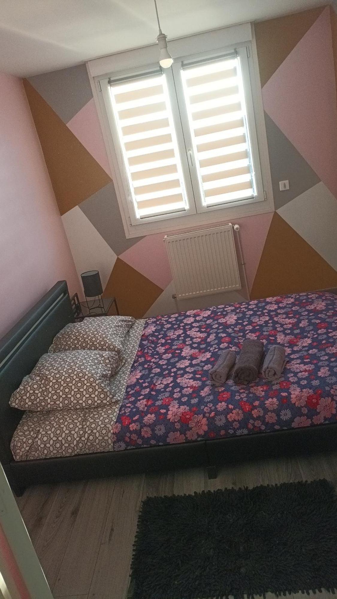 Maison En Ville Гранд-Сант Екстериор снимка